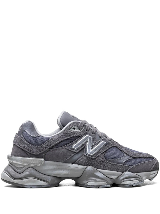 New Balance’s grey 9060