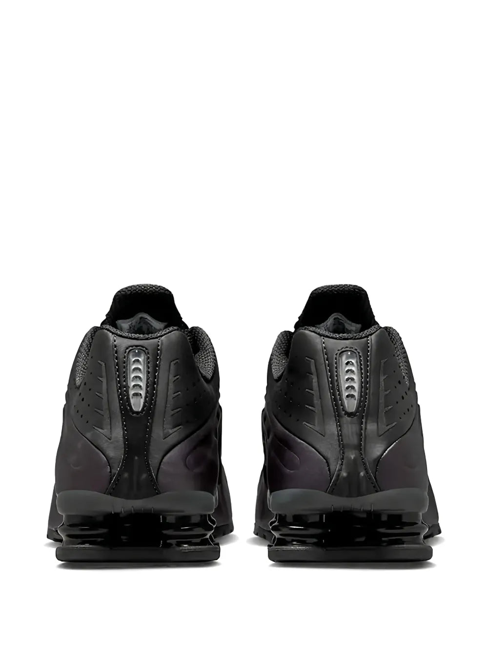 Shox R4 sneakers “Black”