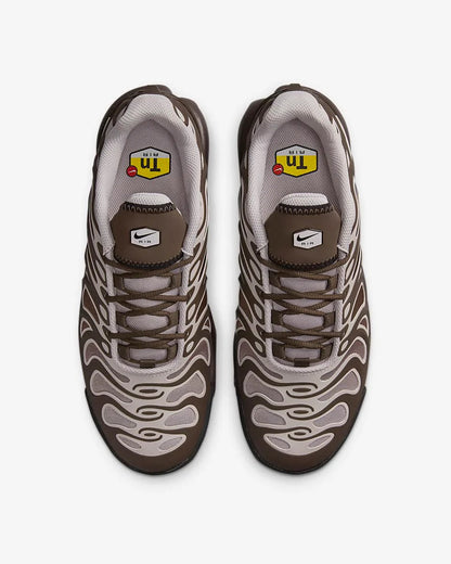 NIKE AIR MAX PLUS DRIFT BROWN