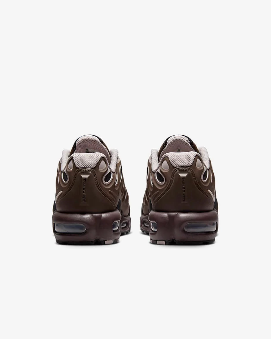 NIKE AIR MAX PLUS DRIFT BROWN
