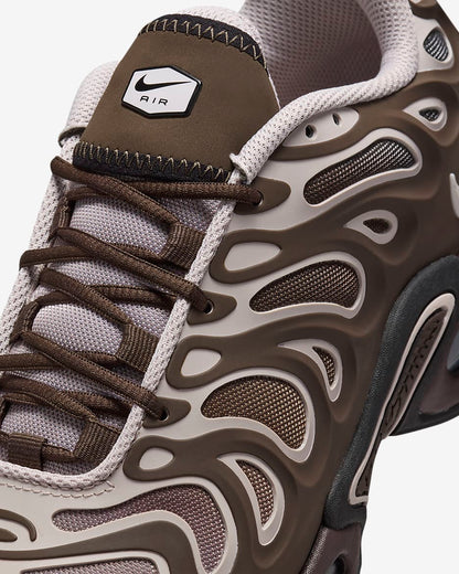 NIKE AIR MAX PLUS DRIFT BROWN