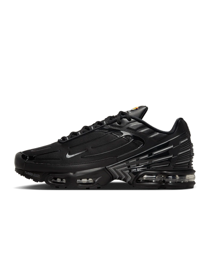 NIKE AIR MAX PLUS III