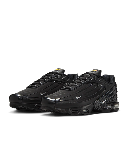 NIKE AIR MAX PLUS III