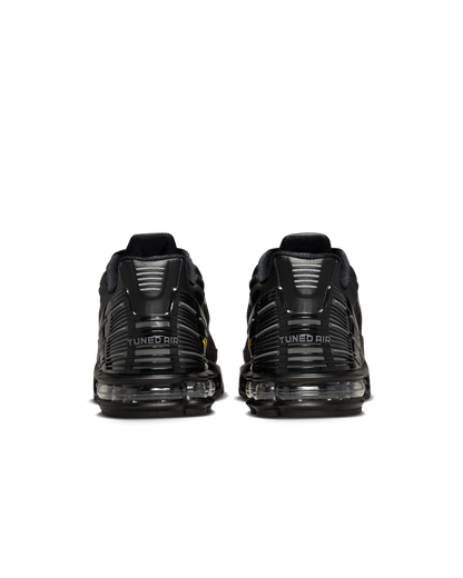 NIKE AIR MAX PLUS III