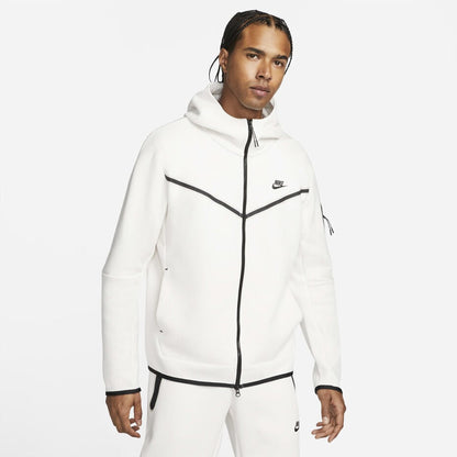 Nike Sportswear Tech Fleece tracksuit
