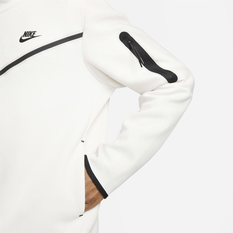 Nike Sportswear Tech Fleece tracksuit