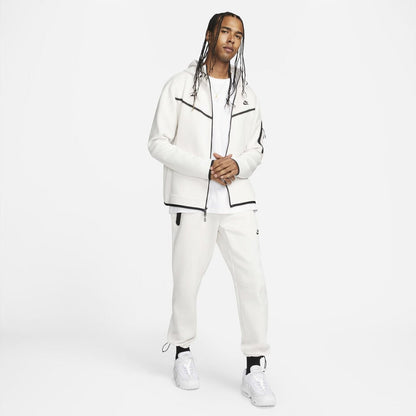 Nike Sportswear Tech Fleece tracksuit
