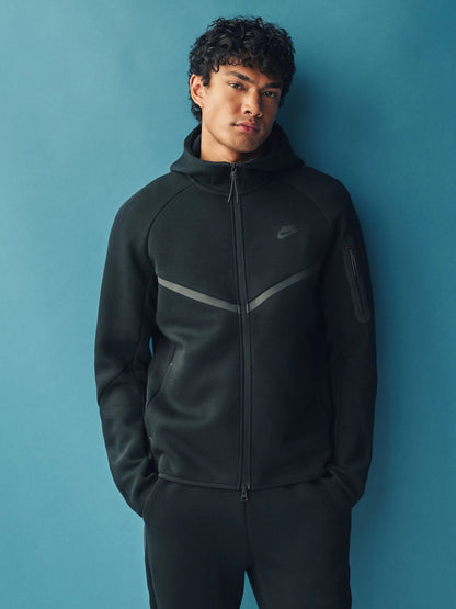 Nike Sportswear Tech Fleece tracksuit