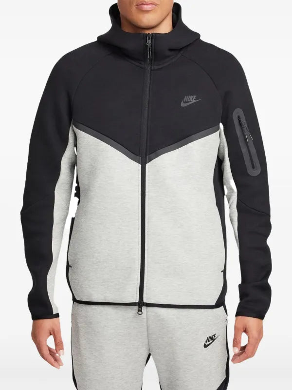 Nike Sportswear Tech Fleece tracksuit