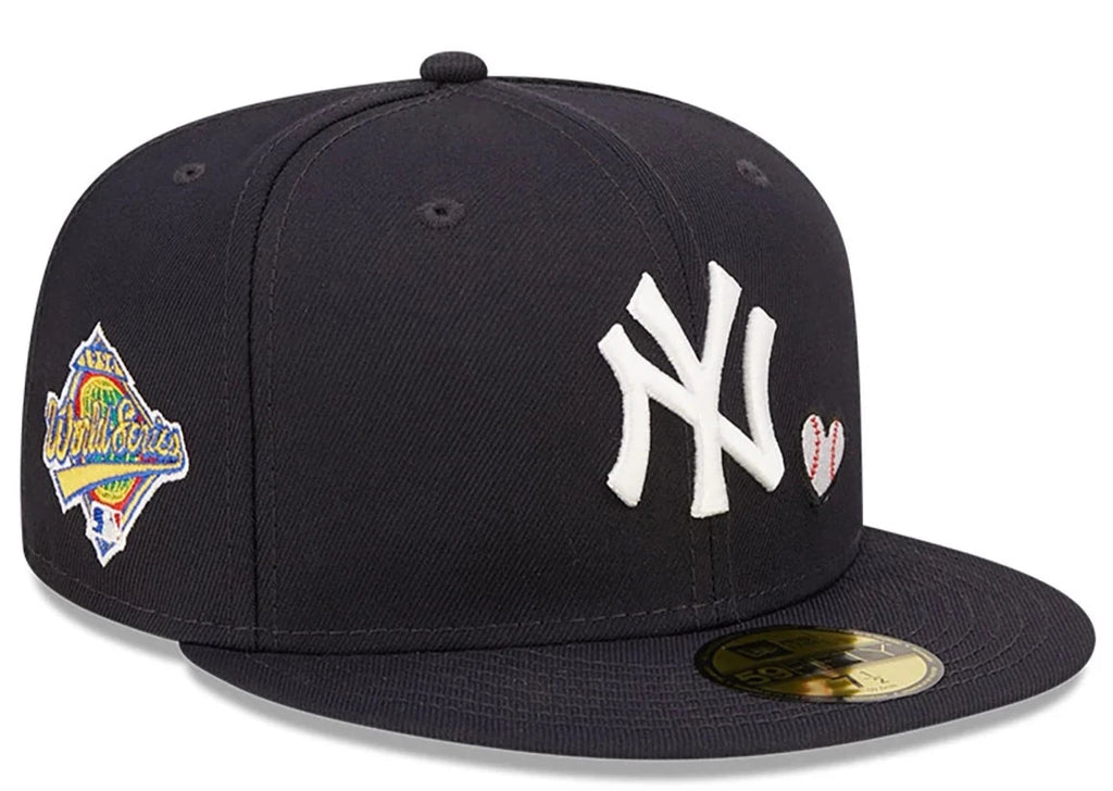 New York Yankees 59FIFTY LEAGUE ESSENTIAL NEW ERA ESSENTIAL LEAGUE FITTED BLACK CAP